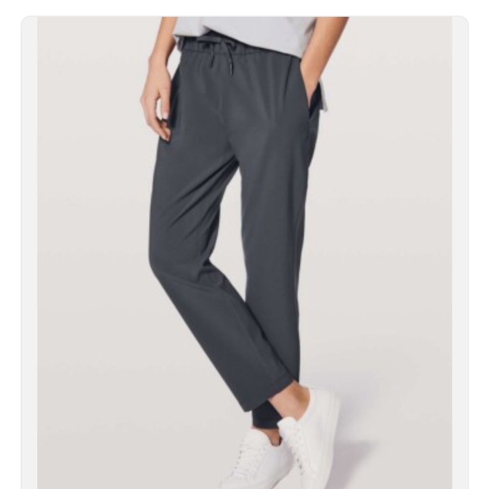 Women's wide leg crop army lululemon pants